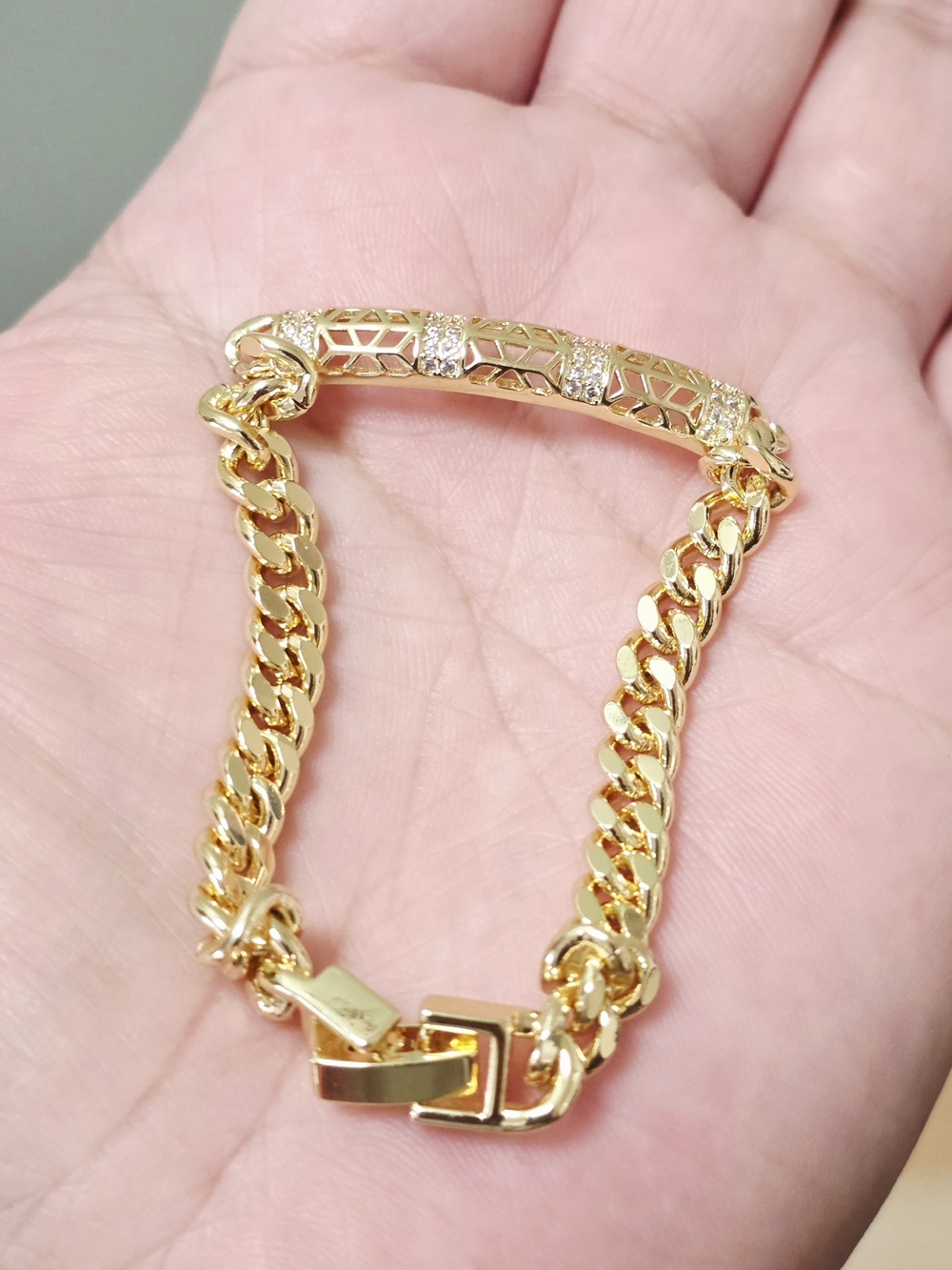 Classic 18k Gold Plated Cuban Link Bracelet with Pavé Accent